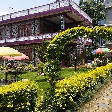 Galaxy Inn Guest House Pokhara Buitenkant foto